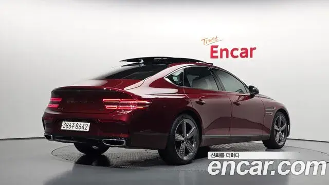 Genesis Electrified G80 2022 — Фото 2/20