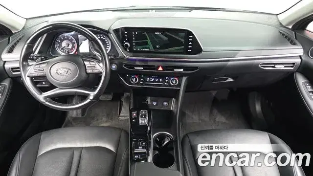 Hyundai Sonata 2022 — Фото 7/20