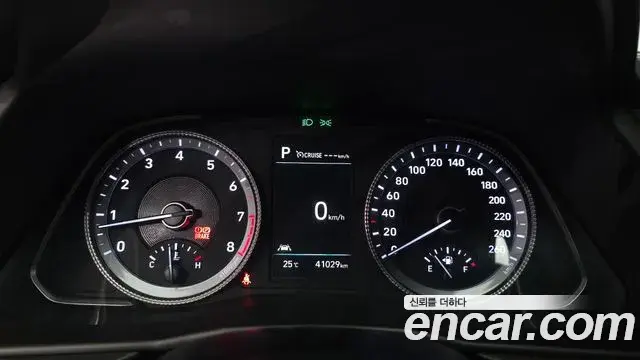 Hyundai Sonata 2022 — Фото 8/20