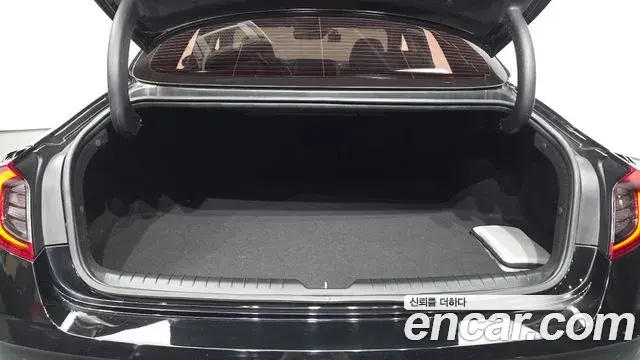 Hyundai Sonata 2022 — Фото 17/20