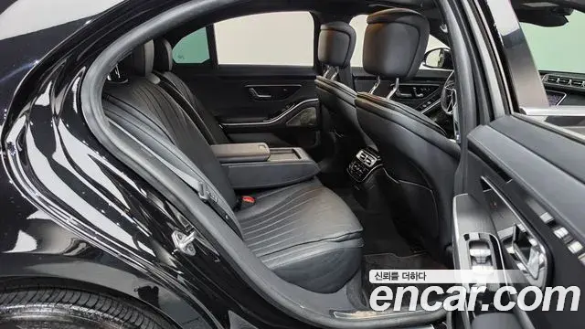 Mercedes-Benz S-Class 2022 — ფოტო 8/34