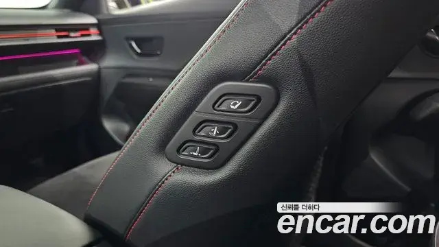 Hyundai Kona 2025 — Фото 19/20