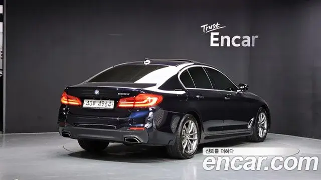 BMW 5 Series 2018 — Фото 2/20