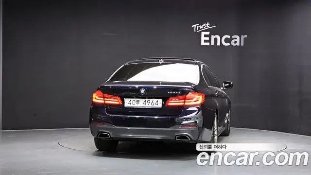 BMW 5 Series 2018 — Фото 4/20