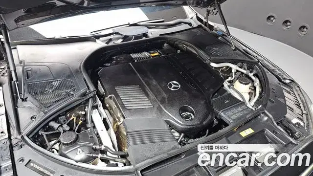 Mercedes-Benz S-Class 2021 — ფოტო 10/33