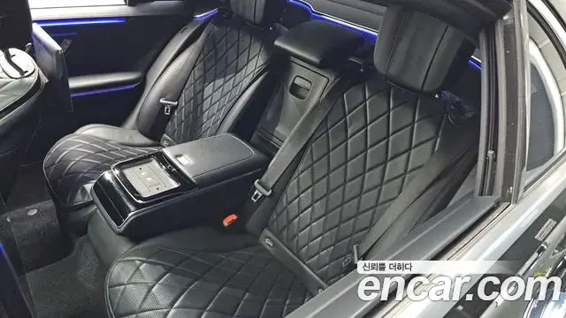 Mercedes-Benz S-Class 2021 — ფოტო 13/33