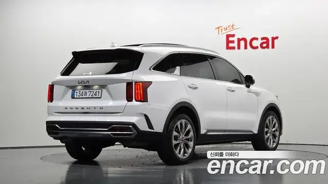 Kia Sorento 2021 — Фото 2/20