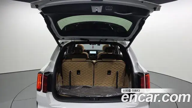 Kia Sorento 2021 — Фото 20/20