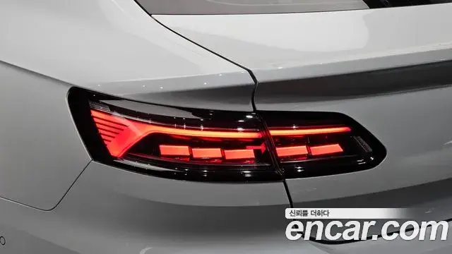 Volkswagen Arteon 2022 — Şəkil 21/34