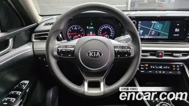 Kia K5 2021 — Фото 12/20