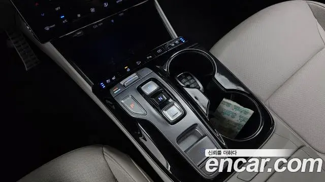 Hyundai The New Tucson 2022 — Фото 9/20