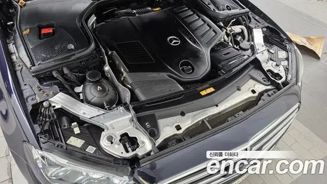 Mercedes-Benz E-Class 2022 — Фото 6/20