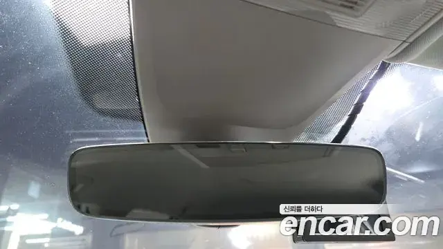 Volkswagen Tiguan 2018 — Photo 12/20