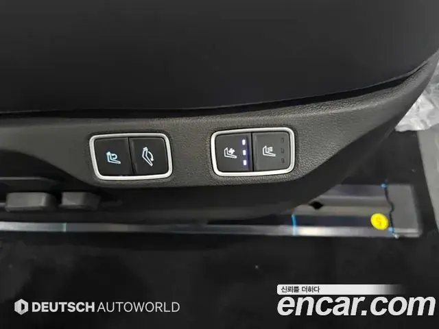 Hyundai Staria 2025 — Фото 16/20