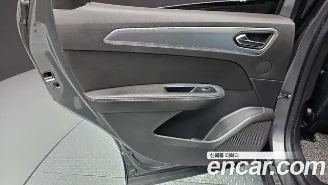 Renault Samsung XM3 2020 — ფოტო 16/32