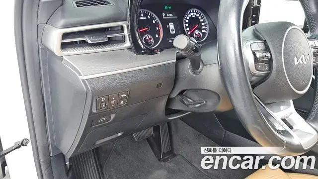 Kia K5 2023 — Şəkil 3/33