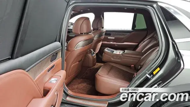 Genesis G90 2022 — Фото 19/20
