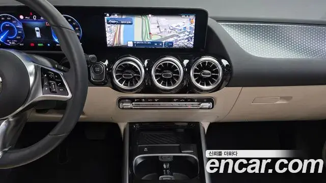 Mercedes-Benz EQA 2025 — Şəkil 24/31