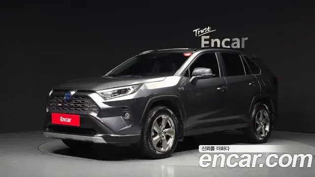 Toyota RAV4 2019 — Photo 13/20