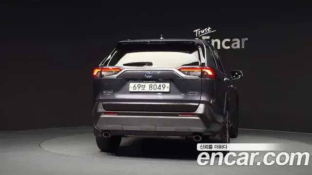 Toyota RAV4 2019 — Photo 20/20