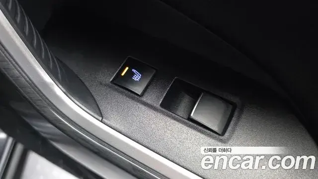 Toyota RAV4 2019 — Photo 14/20