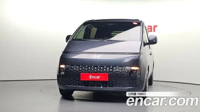 Hyundai Staria 2024 — Фото 3/20