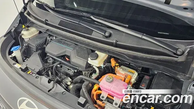Hyundai Staria 2024 — Фото 6/20