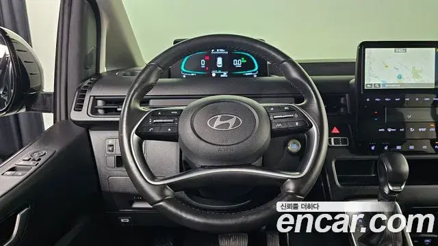 Hyundai Staria 2024 — Фото 14/20