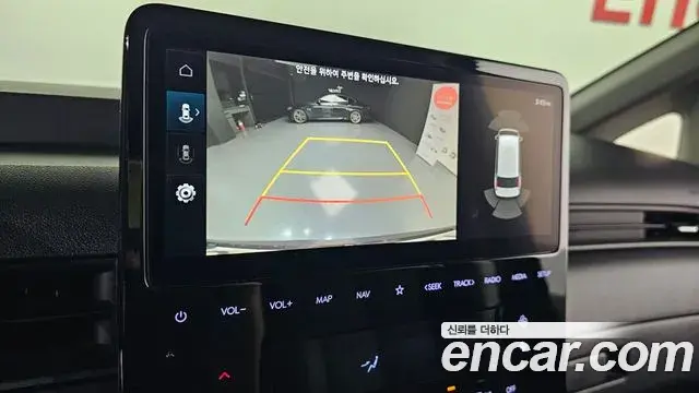 Hyundai Staria 2024 — Фото 16/20