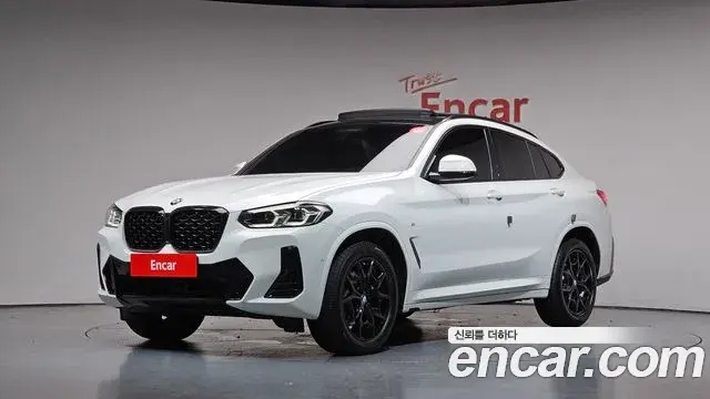 BMW X4 2021 — Фото 1/20