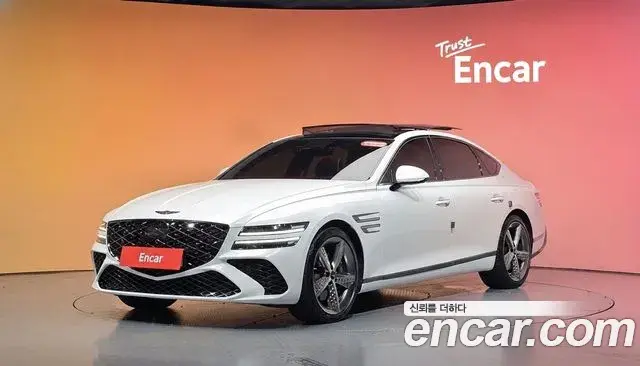 Genesis Electrified G80 2024 — Фото 1/20