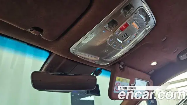 Genesis G90 2022 — Фото 17/20