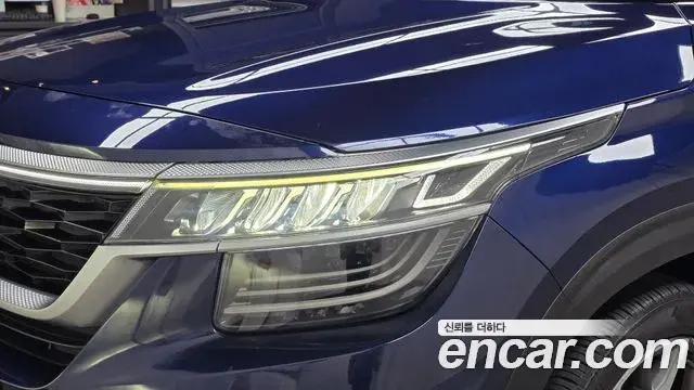 Kia Seltos 2020 — ფოტო 10/30