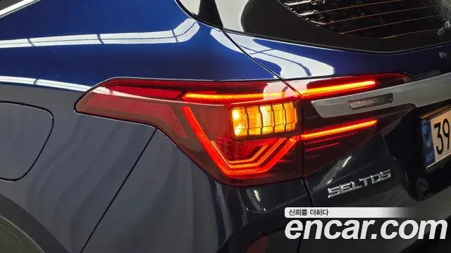Kia Seltos 2020 — ფოტო 19/30