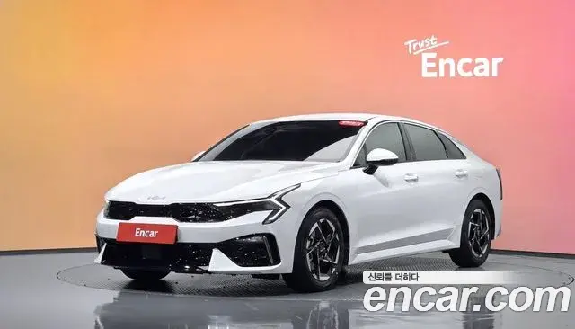 Kia K5 2025 — Şəkil 28/31