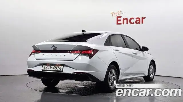 Hyundai Avante 2022 — Фото 2/20