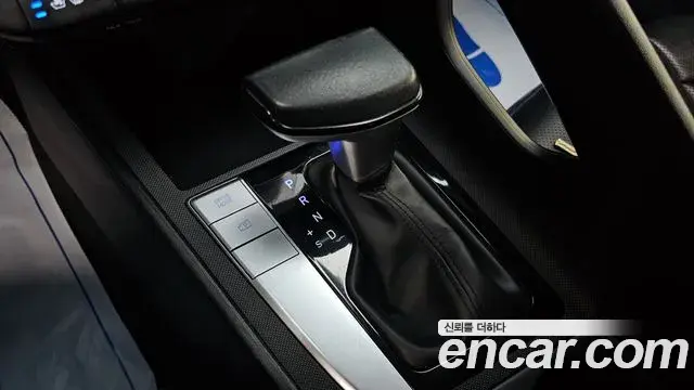 Hyundai Avante 2022 — Фото 9/20