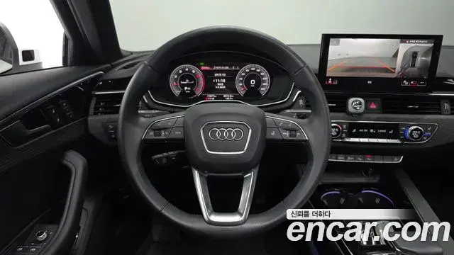 Audi A4 2023 — Фото 14/20