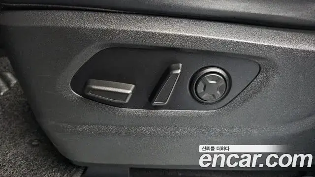 Hyundai Staria 2022 — Şəkil 17/20