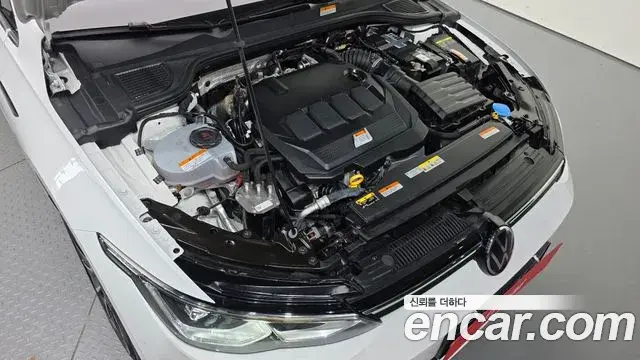 Volkswagen Golf 2022 — Şəkil 17/20