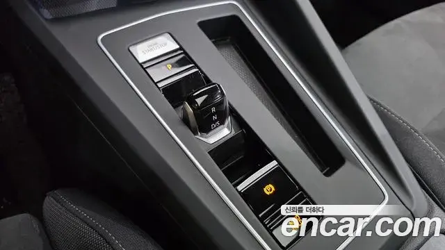 Volkswagen Golf 2022 — Şəkil 9/20