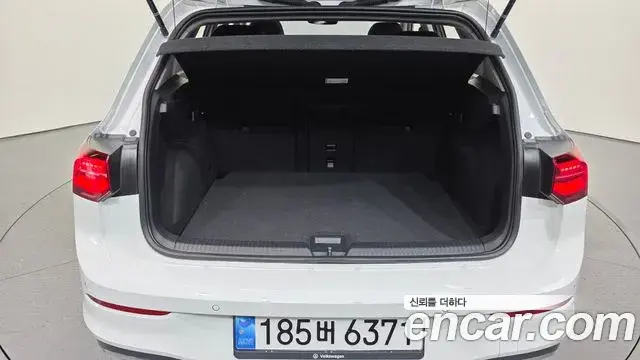 Volkswagen Golf 2022 — Şəkil 16/20
