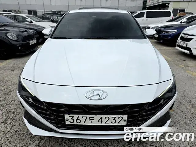 Hyundai Avante 2022 — Фото 1/20