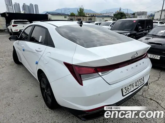 Hyundai Avante 2022 — Фото 5/20