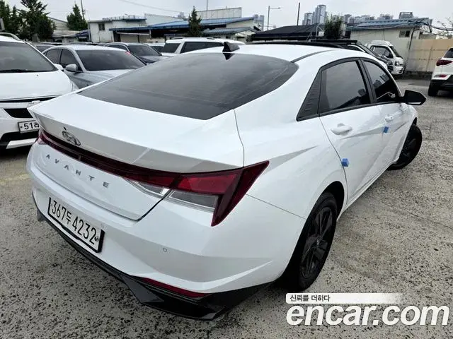 Hyundai Avante 2022 — Фото 6/20