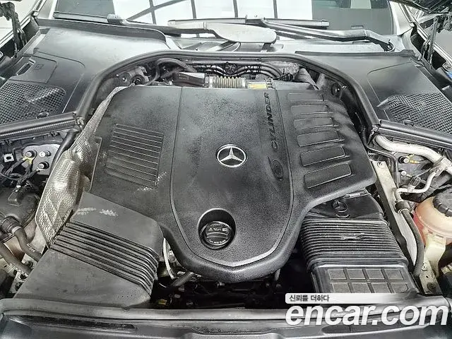 Mercedes-Benz S-Class 2023 — Фото 5/17