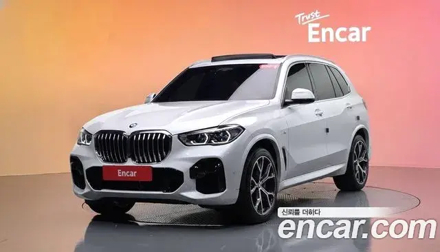 BMW X5 2022 — Фото 1/20