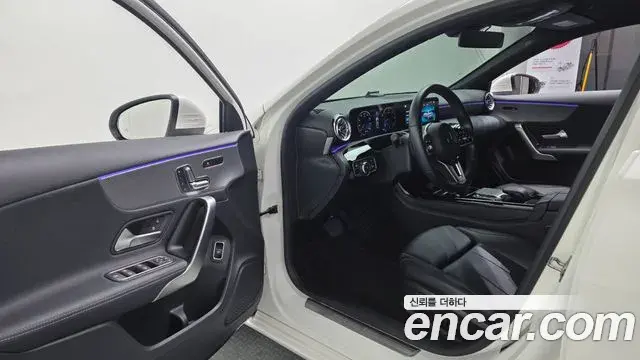 Mercedes-Benz A-Class 2021 — Фото 10/20