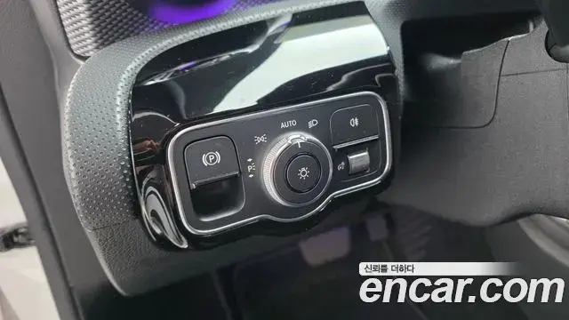 Mercedes-Benz A-Class 2021 — Фото 15/20