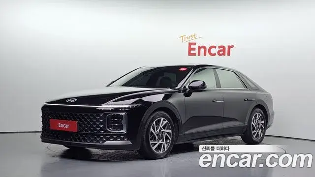 Hyundai Grandeur 2022 — Фото 1/20